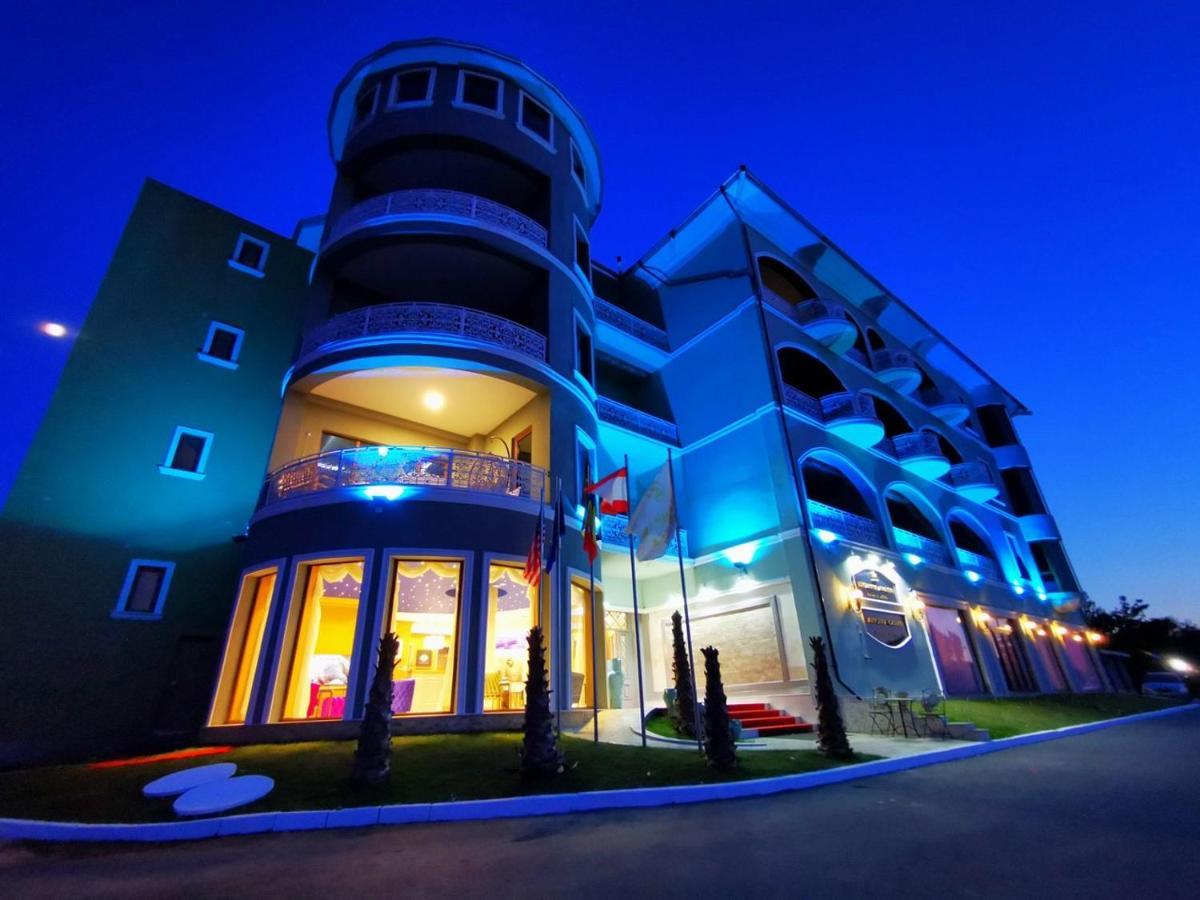 Phoenicia Boutique Hotel & Casino - Adults Only Năvodari Buitenkant foto